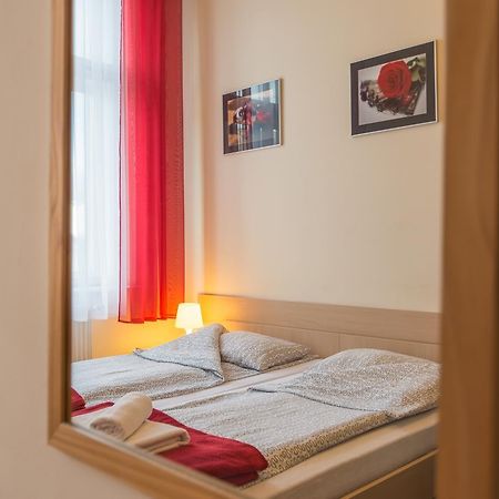 Euro-Room Rooms & Apartments Krakow Ngoại thất bức ảnh