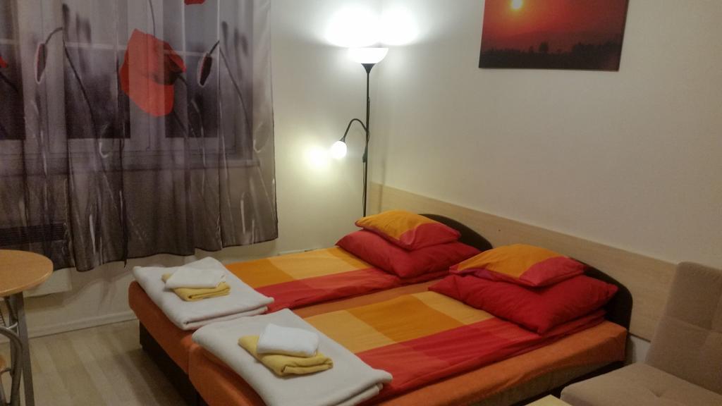 Euro-Room Rooms & Apartments Krakow Ngoại thất bức ảnh