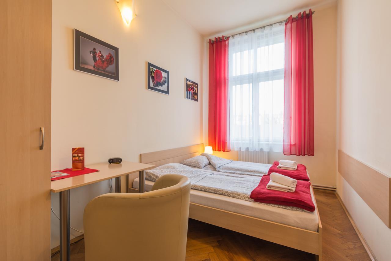 Euro-Room Rooms & Apartments Krakow Ngoại thất bức ảnh