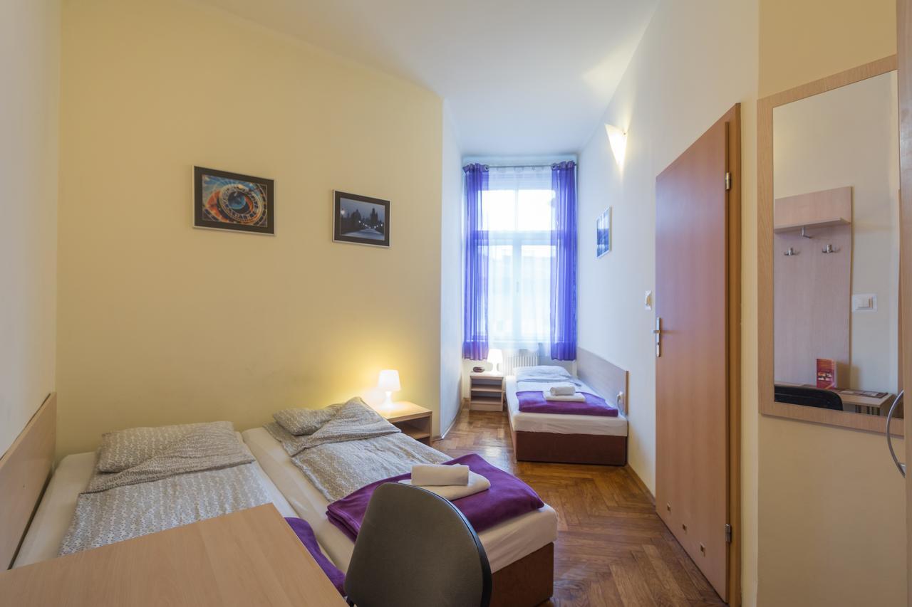 Euro-Room Rooms & Apartments Krakow Ngoại thất bức ảnh