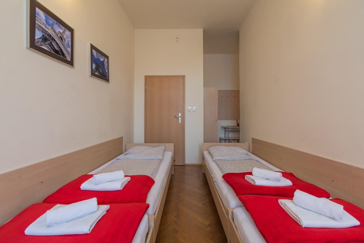 Euro-Room Rooms & Apartments Krakow Ngoại thất bức ảnh