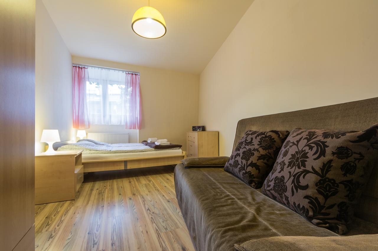 Euro-Room Rooms & Apartments Krakow Ngoại thất bức ảnh