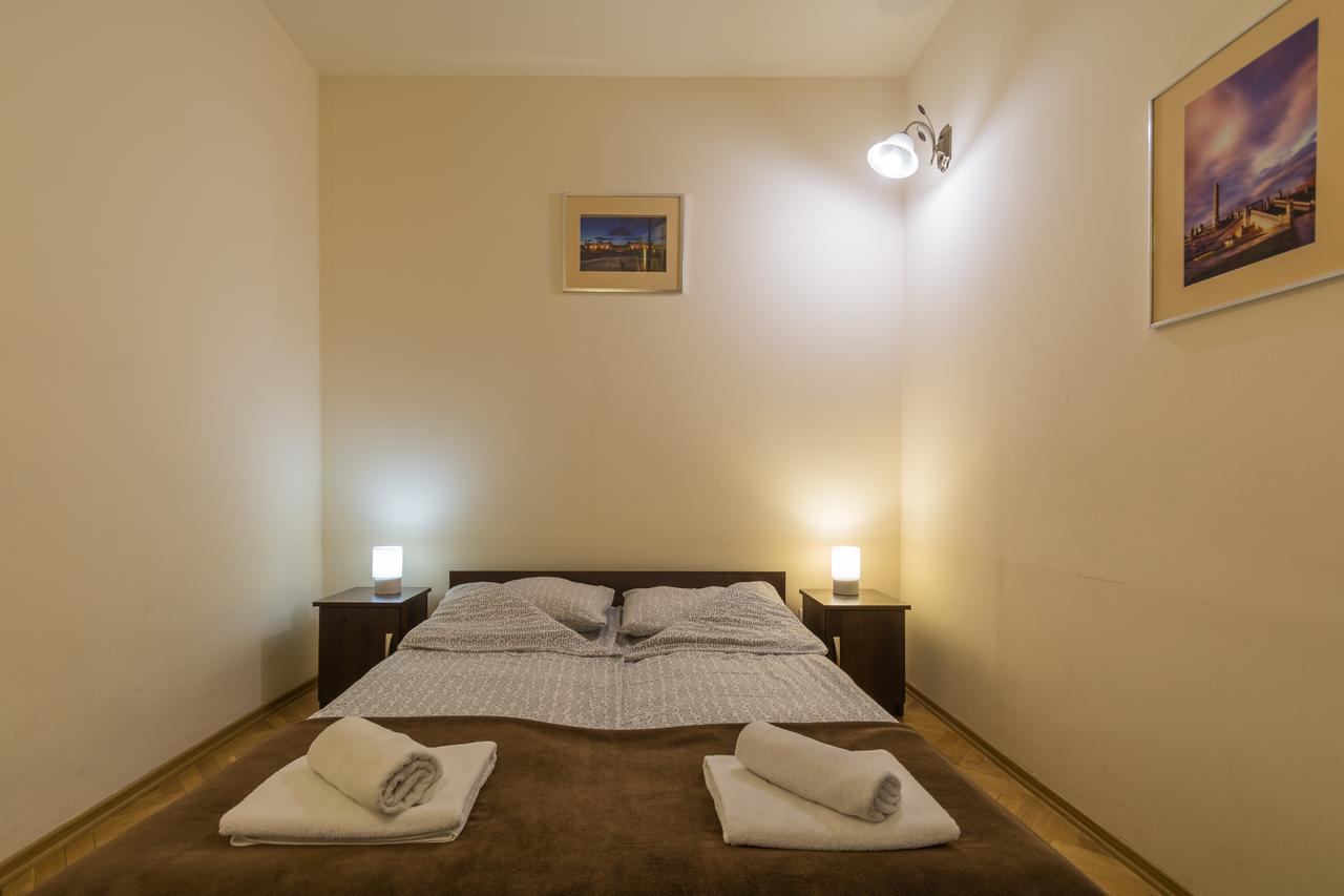 Euro-Room Rooms & Apartments Krakow Ngoại thất bức ảnh