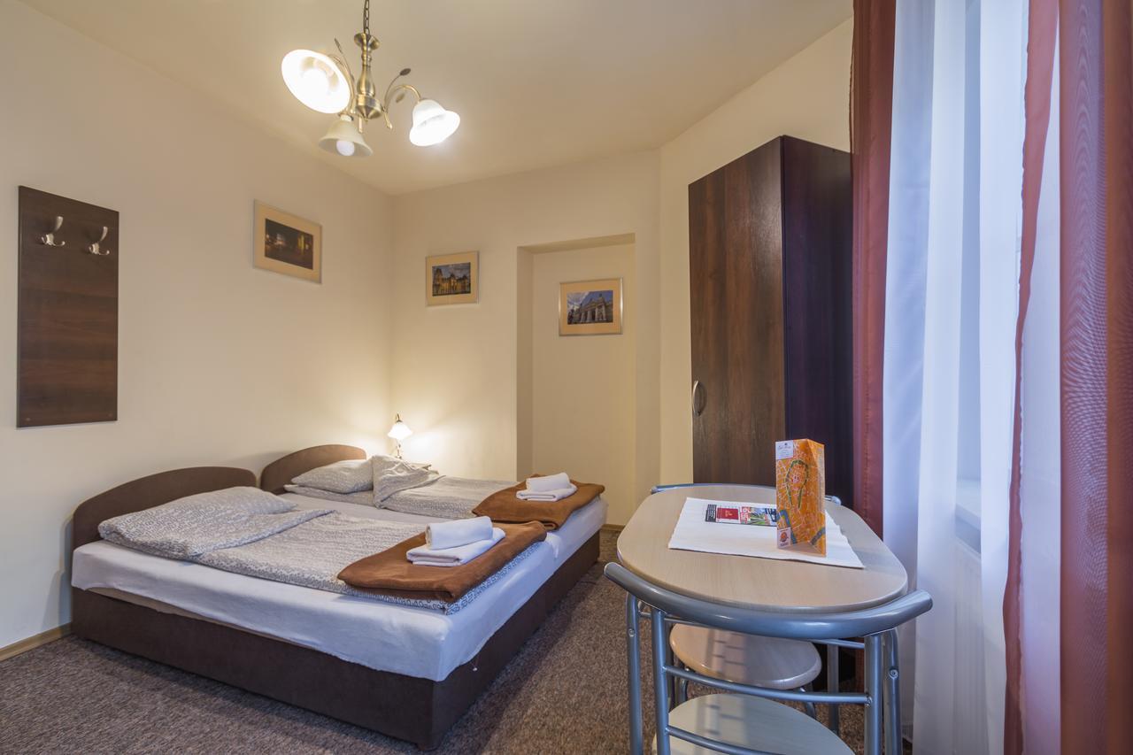 Euro-Room Rooms & Apartments Krakow Ngoại thất bức ảnh