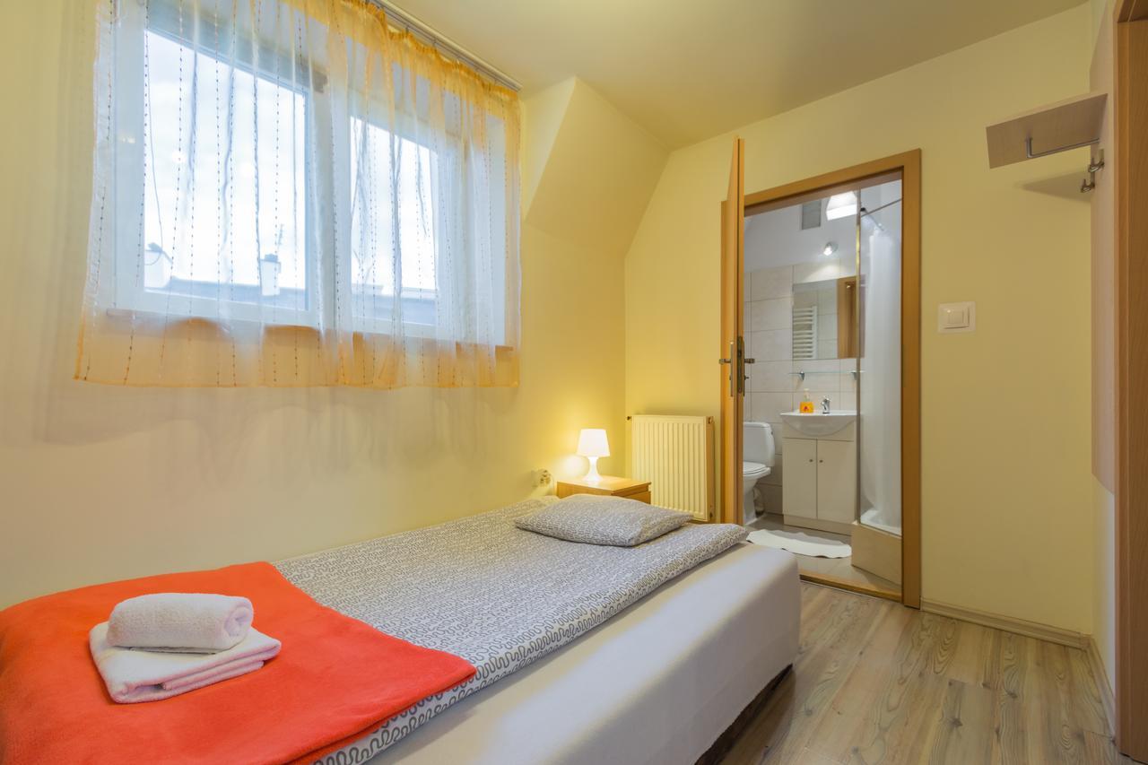 Euro-Room Rooms & Apartments Krakow Ngoại thất bức ảnh